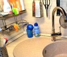 установка накладной раковины на кухне - модель 1