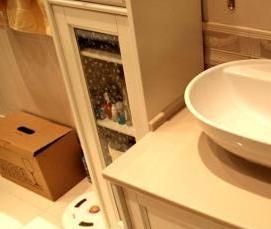 установка накладной раковины на тумбу - вариант 3