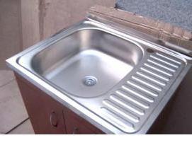 установка раковины из нержавейки - модель 1