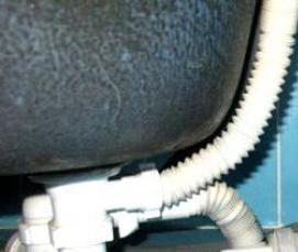 установка сифона под ванну - тип 1