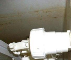 установка сливного механизма в бачок унитаза - тип 4