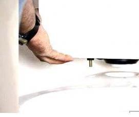 установка смывного бачка на унитаз - модель 2