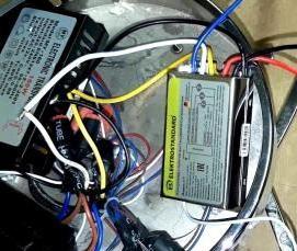 установка светодиодной люстры на потолок - модель 2