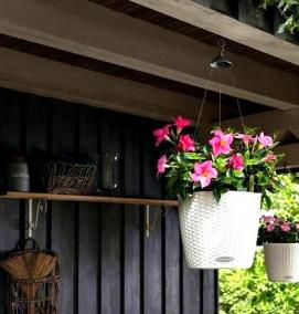 Вазон для балкона для цветов - вариант 3