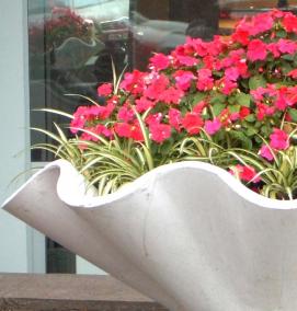 Вазоны для кладбища - модель 3