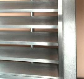 Вентиляционная решетка с электроприводом - модель 4