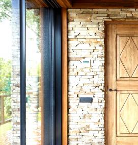 Входные двери из массива сосны - тип 1