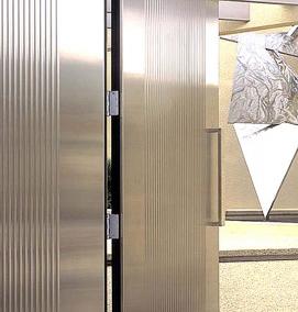 Входные двери из нержавеющей стали - вариант 2