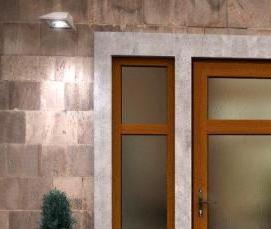 Входные пластиковые двери со стеклопакетом - вариант 3