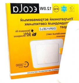 Встроенный потолочный светильник светодиодный квадратный - вариант 4