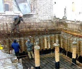 Забивные сваи в пробитых скважинах - модель 2