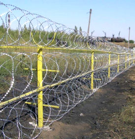 Забор из колючей проволоки Люкс