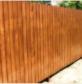 Забор из металлопрофиля Люкс