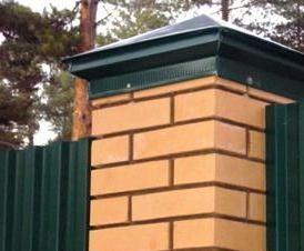 с кирпичными столбами - тип 2