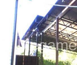 Закрытый  для автомобиля - модель 2