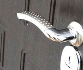 Замена замка в двери - модель 2