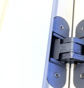 Зеркальная дверь межкомнатная со скрытыми петлями - тип 4