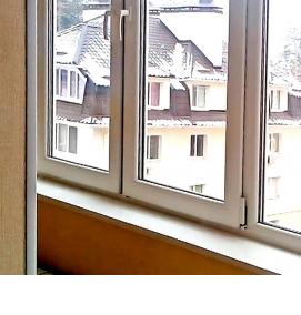 Зеркальные откосы на окнах - модель 4