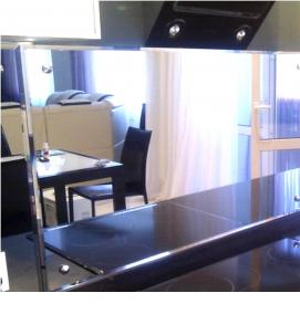 Зеркальный фартук для кухни - модель 4