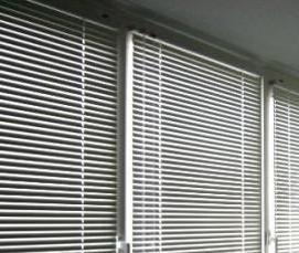 Жалюзи на окна кассетные - модель 2