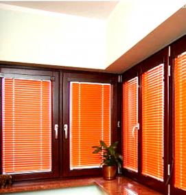 Жалюзи на окна лоджии - вариант 3