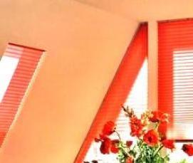 Жалюзи на треугольные окна - тип 2