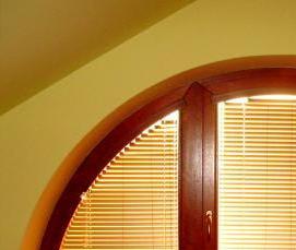 Жалюзи на узкие окна - вариант 1