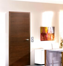 Желтая входная дверь - модель 3