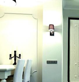 Белая входная дверь в квартиру с шумоизоляцией - вариант 2