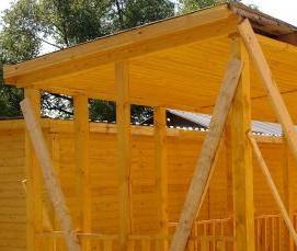 Бытовка из доски - модель 1