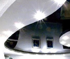 черный двухуровневый натяжной потолок - вариант 1