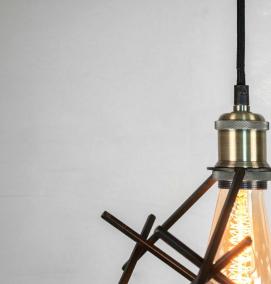 черный потолочный светильник - модель 4