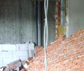 Демонтаж стен из кирпича - вариант 2