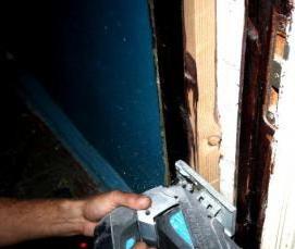 Демонтаж входной двери - тип 2