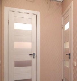 Дверь межкомнатная белая эмаль глухая - модель 1