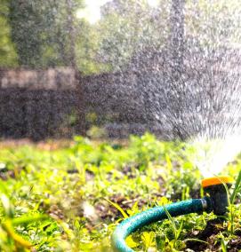 Емкость для полива на даче - вариант 2