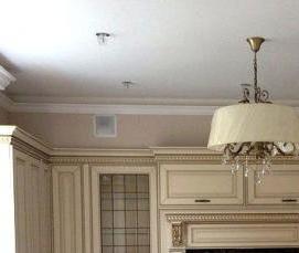 Классические натяжные потолки - модель 2