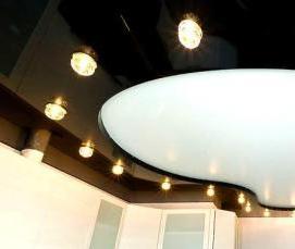 Квадратный двухуровневый натяжной потолок - вариант 4