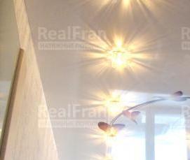 Лаковые натяжные потолки - вариант 3