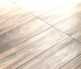 Ламинат Черное дерево - вариант 1