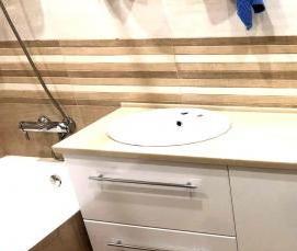 Мебель для ванной комнаты по индивидуальному заказу - вариант 2