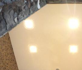 Молочный натяжной потолок - вариант 1