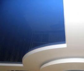 Натяжной потолок матовый глянцевый - вариант 2