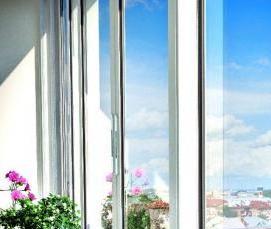 Пластиковое раздвижное остекление - вариант 1