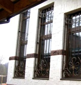 решетки на окна на дачу дешевые - тип 2