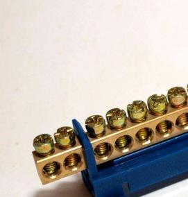 шина нулевая без изолятора - модель 1