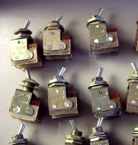 тумблер зажигания - тип 2