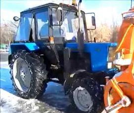 уборка снега на даче - модель 3