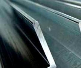 уголок металлический 50х50 мм - модель 3