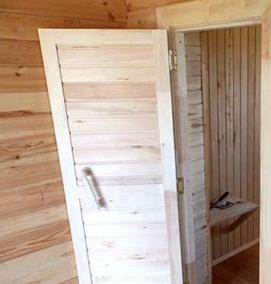 установка деревянной двери в баню - тип 1